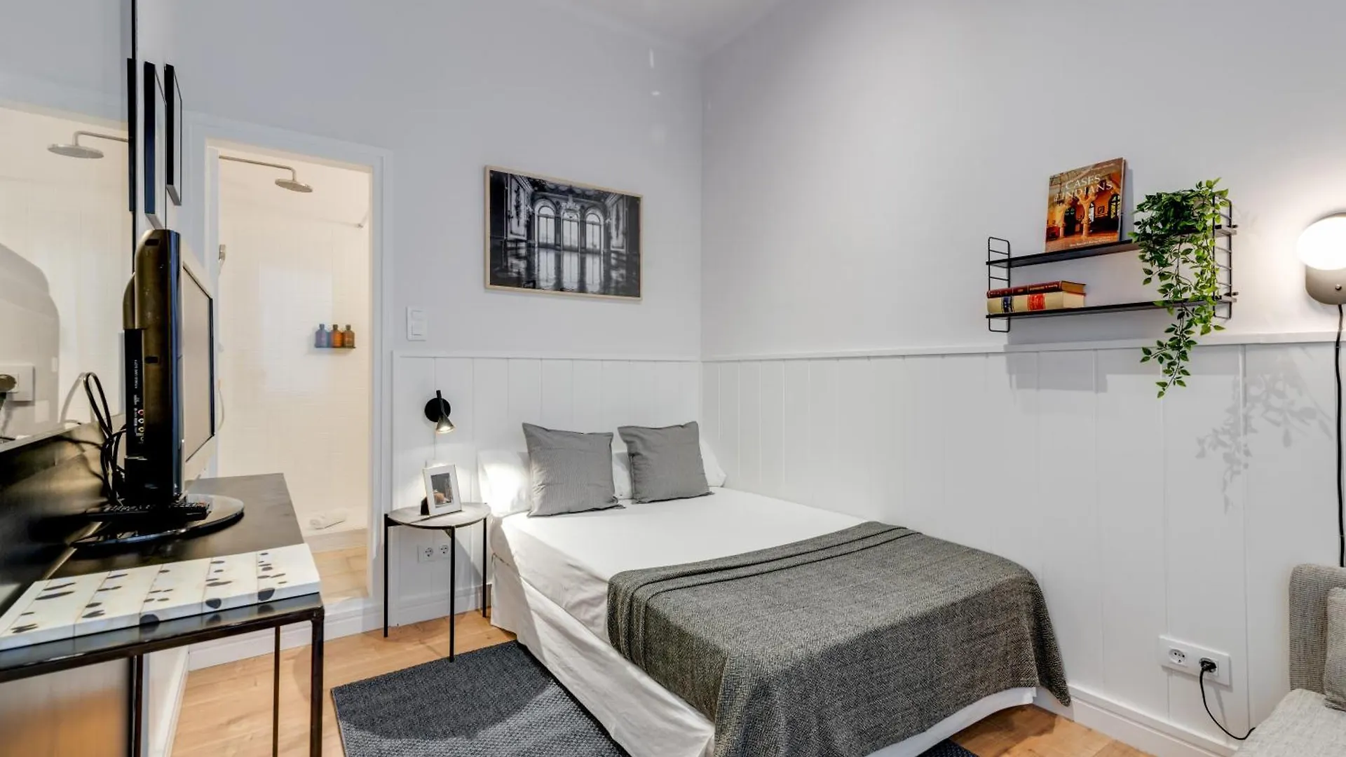 Caterina Reina Cristina 1 Apartment Barcelona