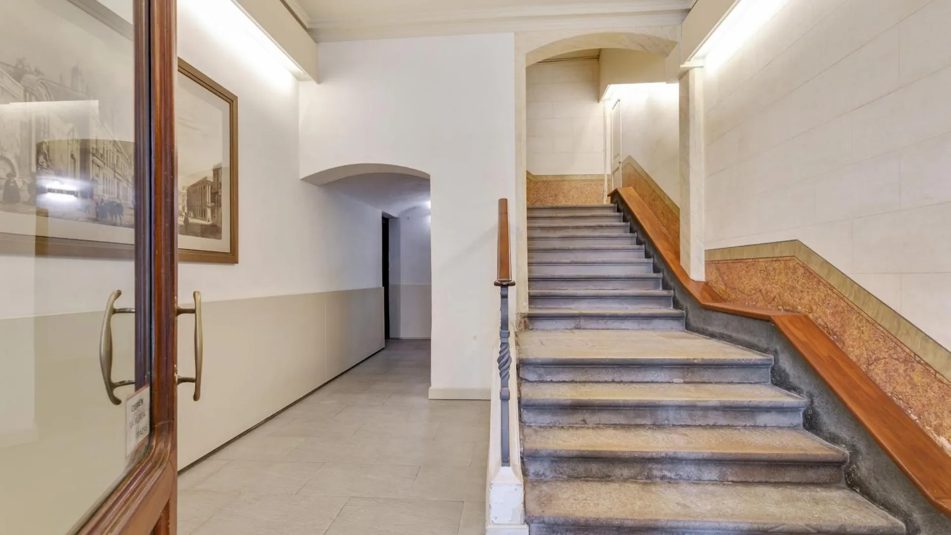 Caterina Reina Cristina 1 Apartment Barcelona